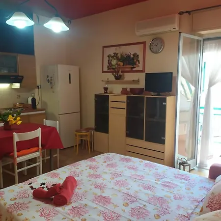 Short Let Recanati Holiday home Giardini Naxos